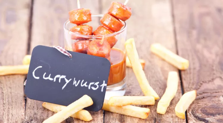 Currywurst Mit Pommes Frites Women S Health