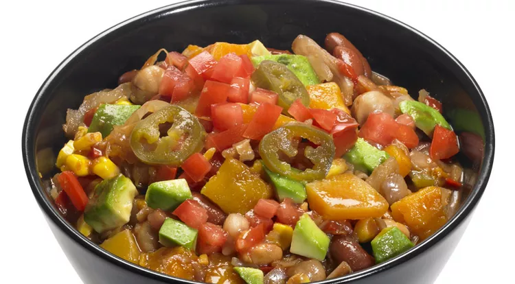 Veggie-Chili mit Kohl, Bohnen und Kürbis